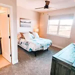 Broadmoor Mtn Retreat Pet Friendly Townhouse