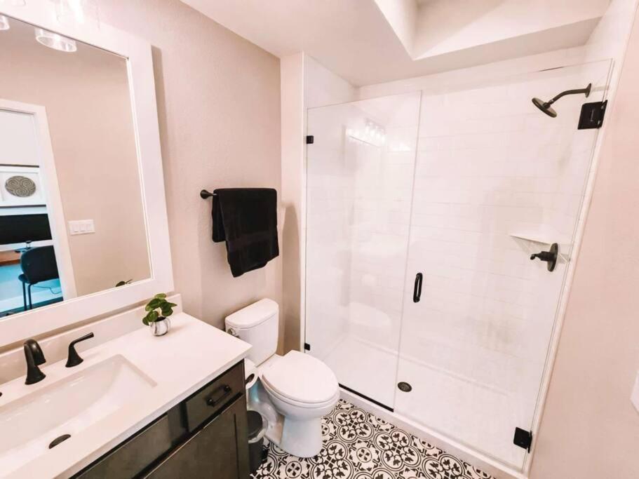 Broadmoor Mtn Retreat Pet Friendly Townhouse